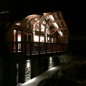 https://chalet-cocoa.hotels-rhonealpes.com